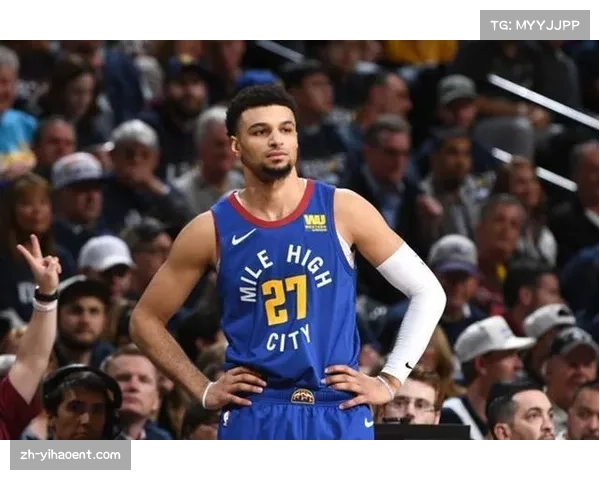 解析马刺五外站位战术如何瓦解掘金防守，完成15分大逆转